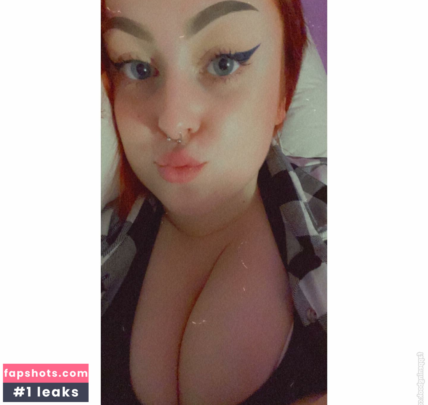 Destinee C gallery photo #14