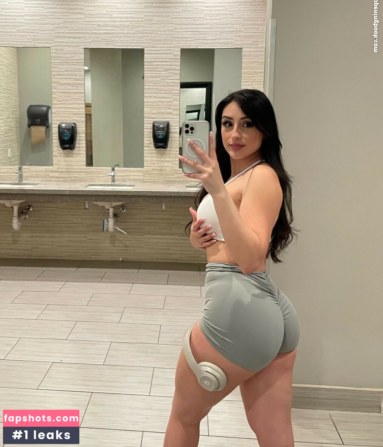 destinee nude babe gallery