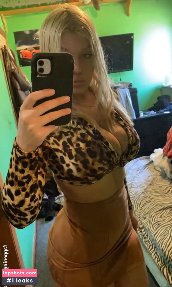 Destiny C gallery photo #17