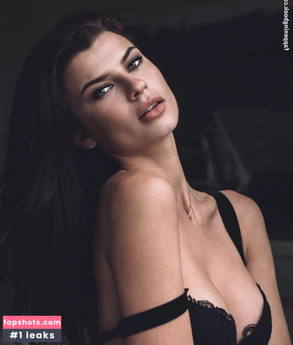 Destiny Sierra gallery photo #26