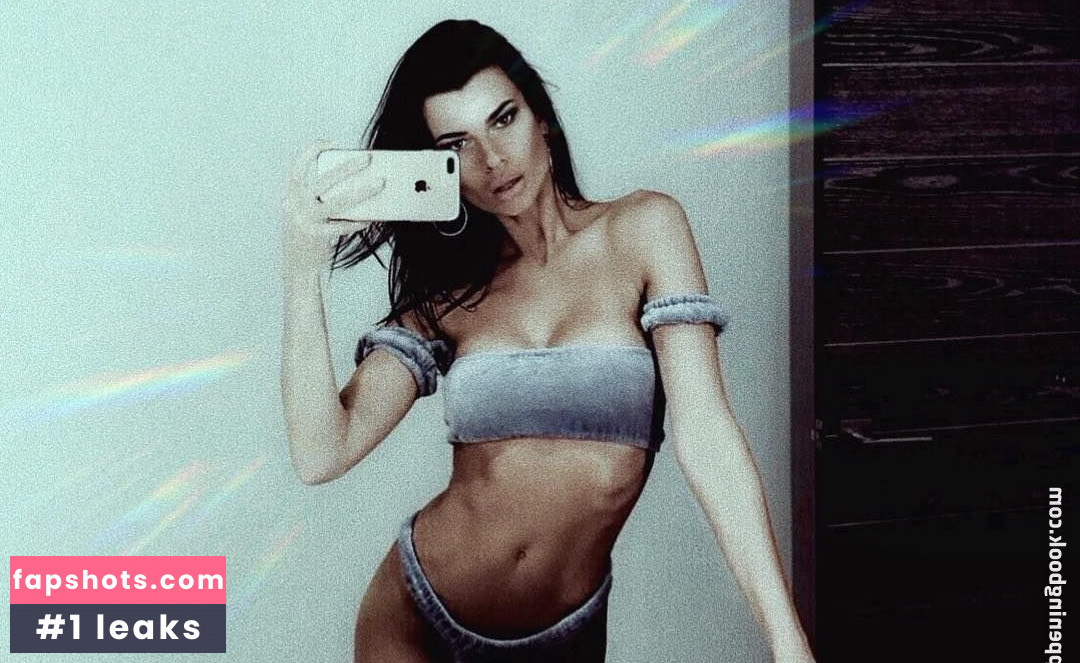 Destiny Sierra gallery photo #40