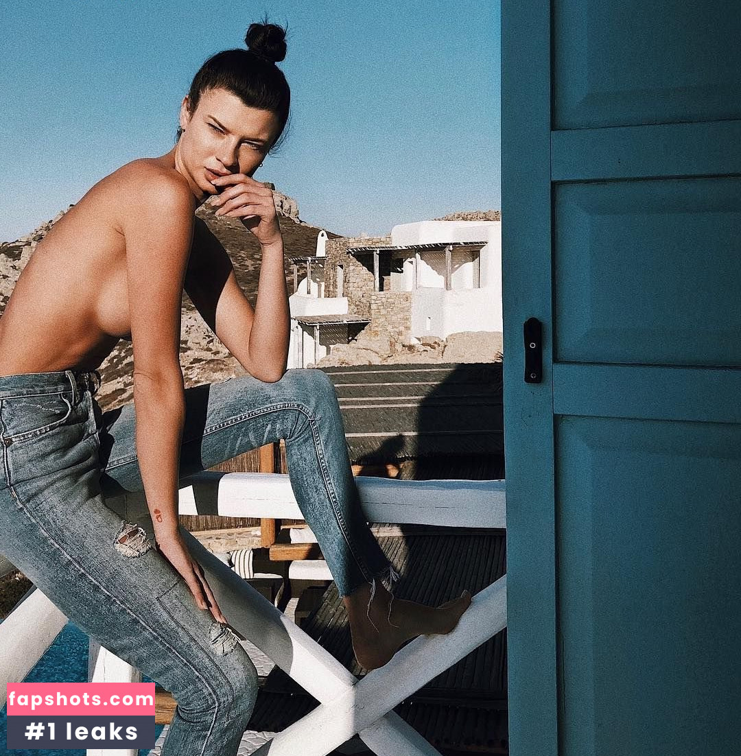 Destiny Sierra gallery photo #85