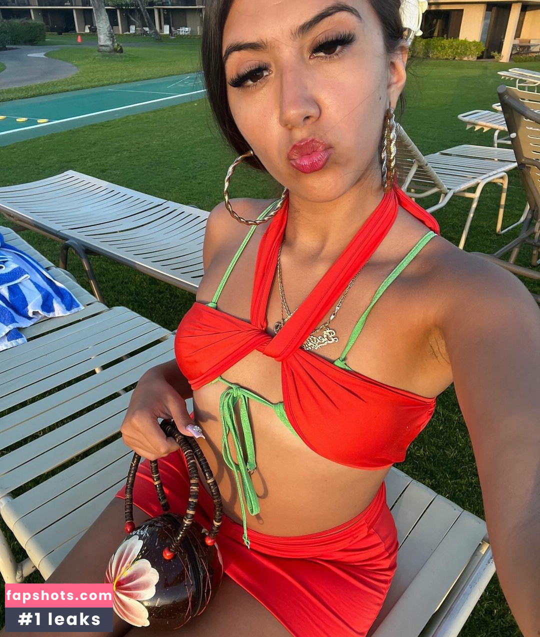 Destoosmiiley gallery photo #2