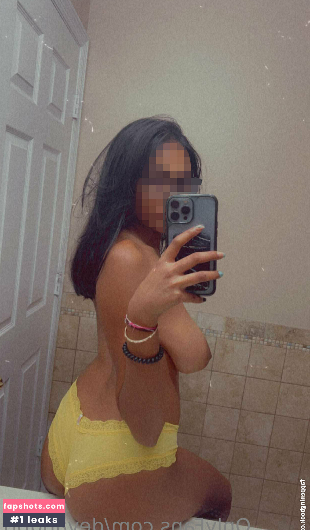 Dev & Pri gallery photo #16