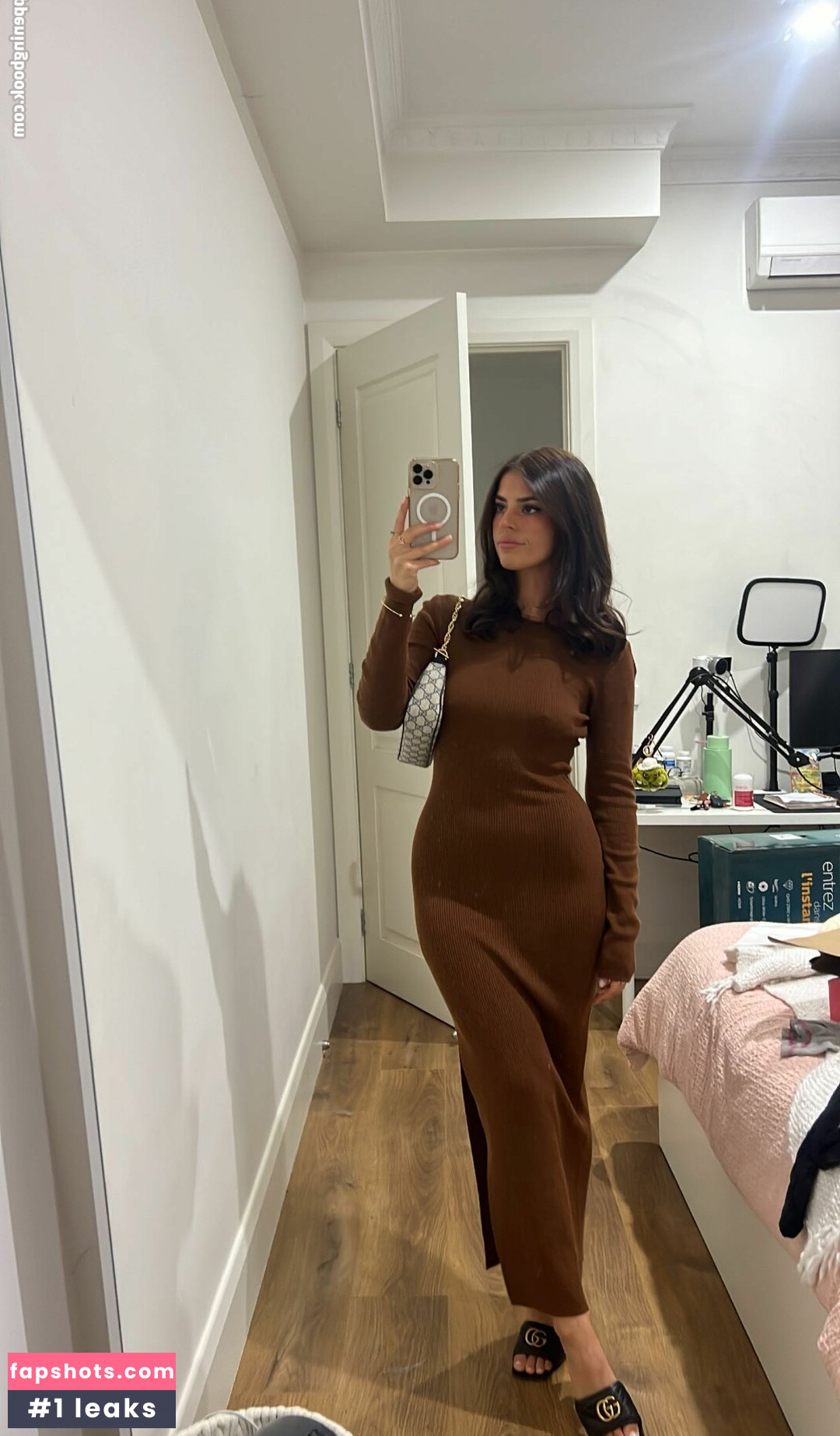 Develique gallery photo #114