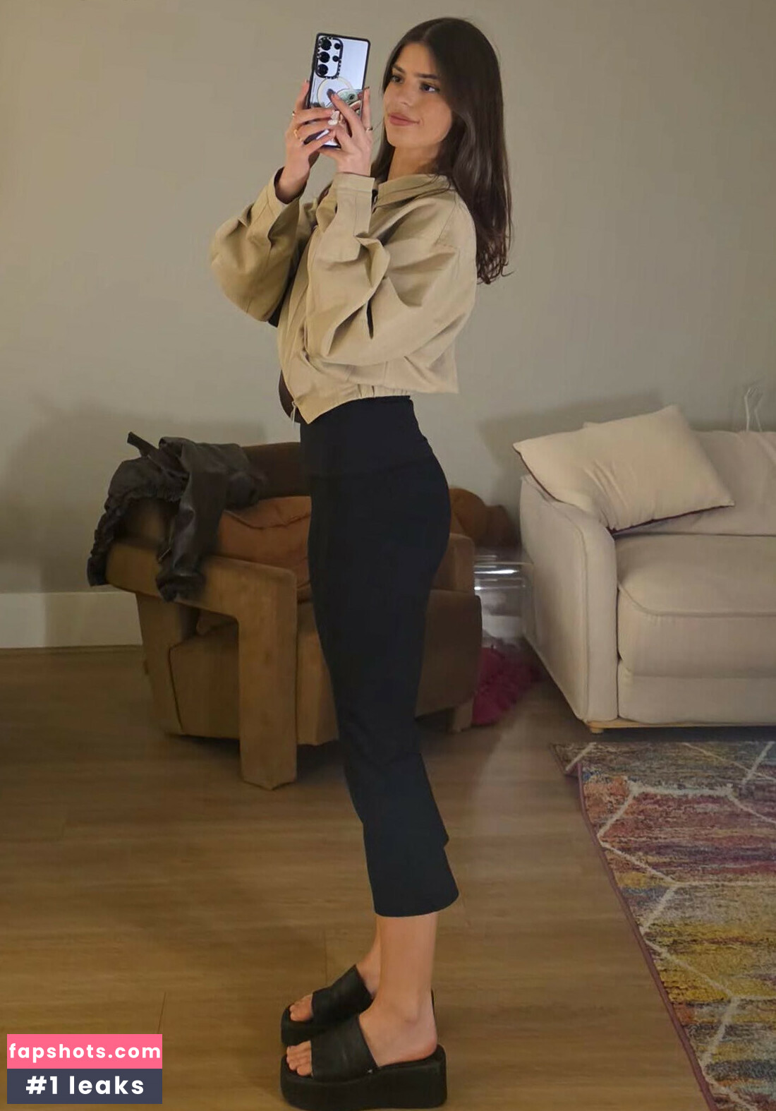 Develique gallery photo #13