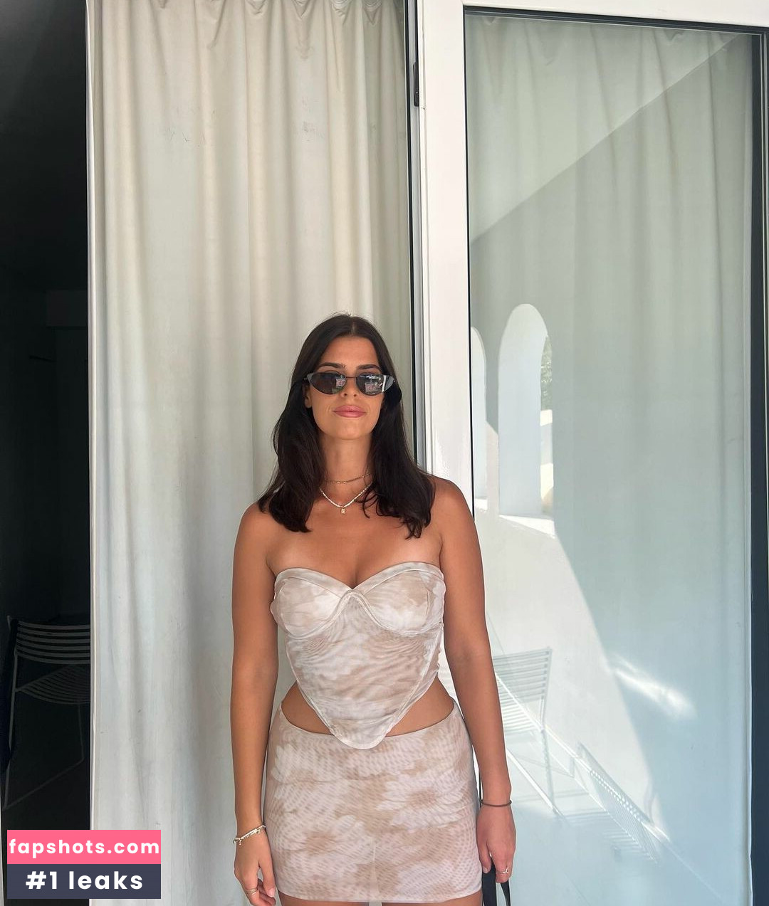 Develique gallery photo #140