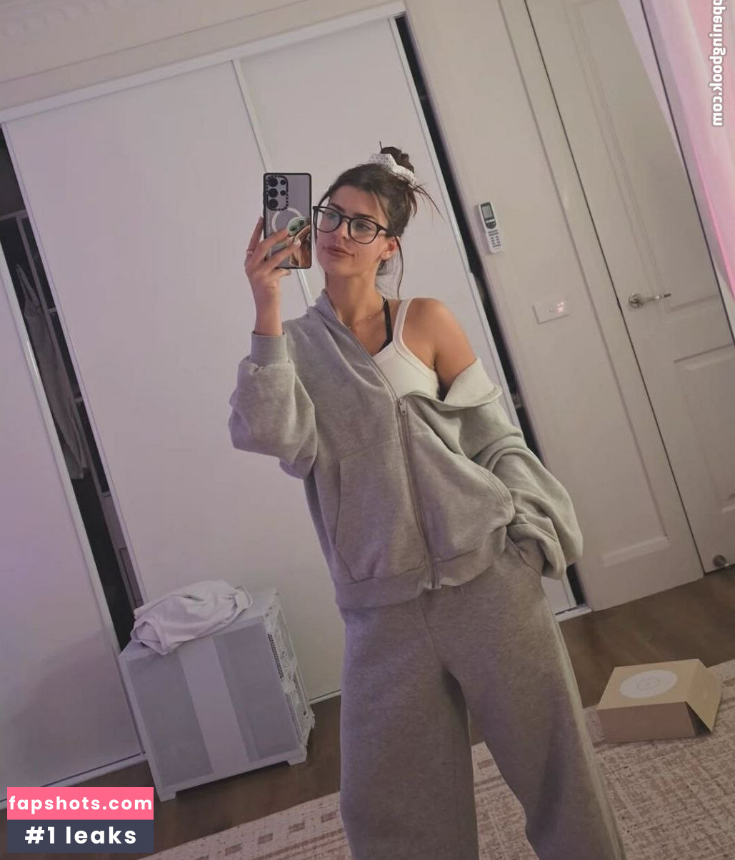 Develique gallery photo #17