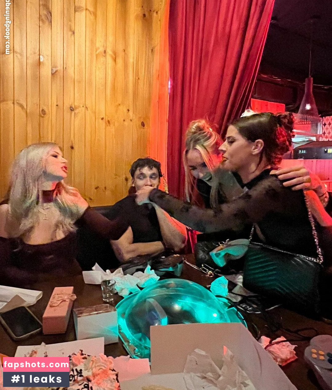 Develique gallery photo #169