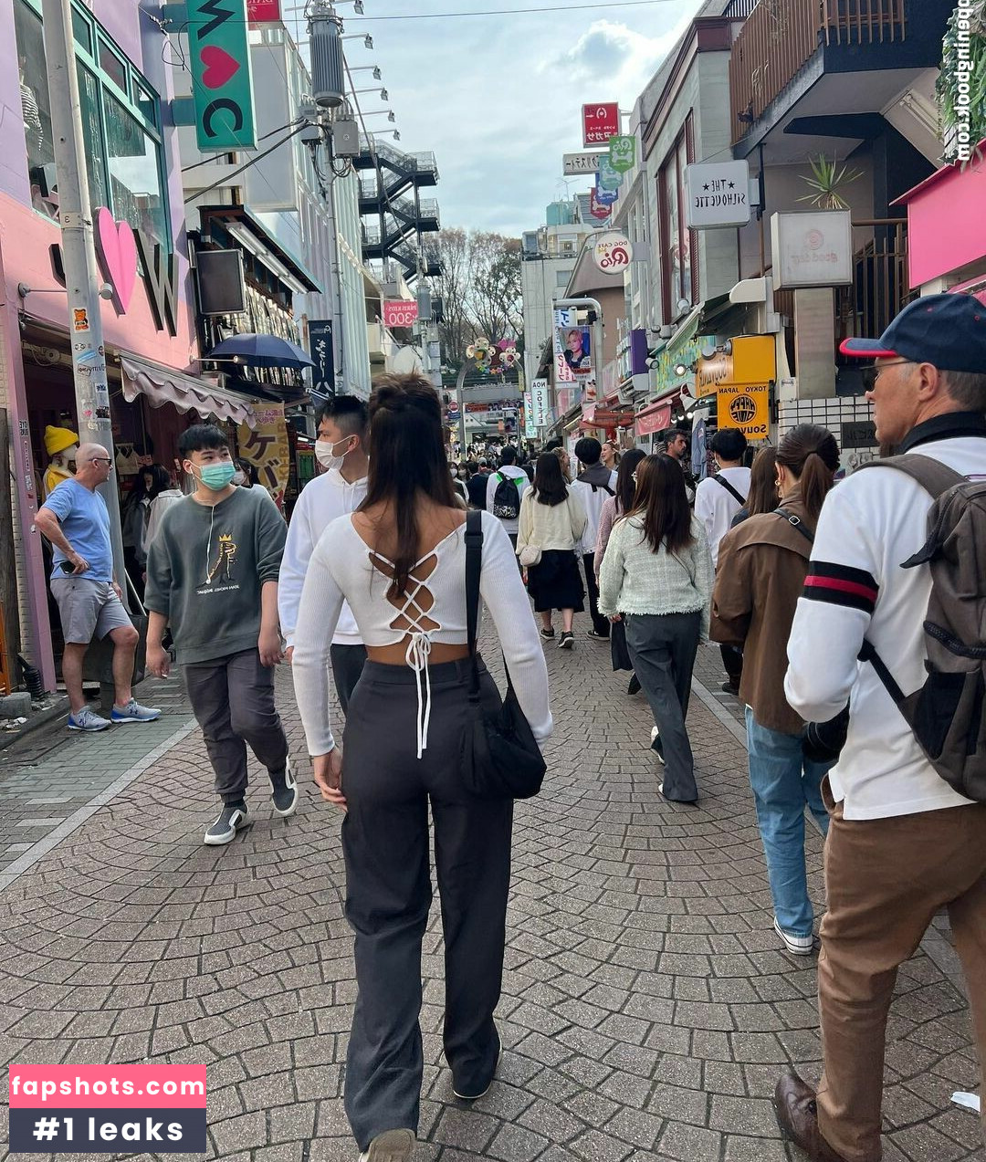 Develique gallery photo #186