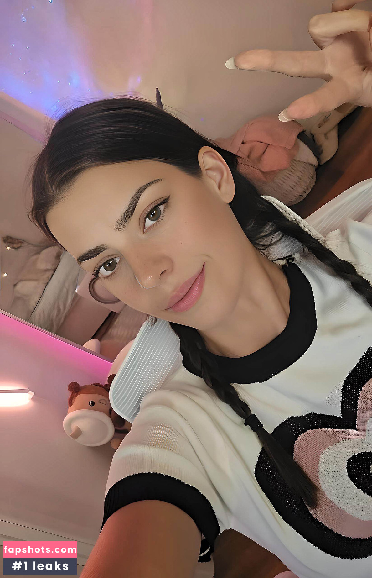 Develique gallery photo #58