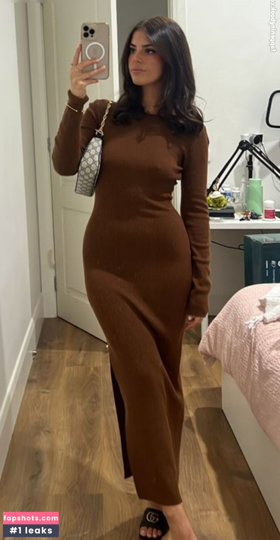 Develique gallery photo #74