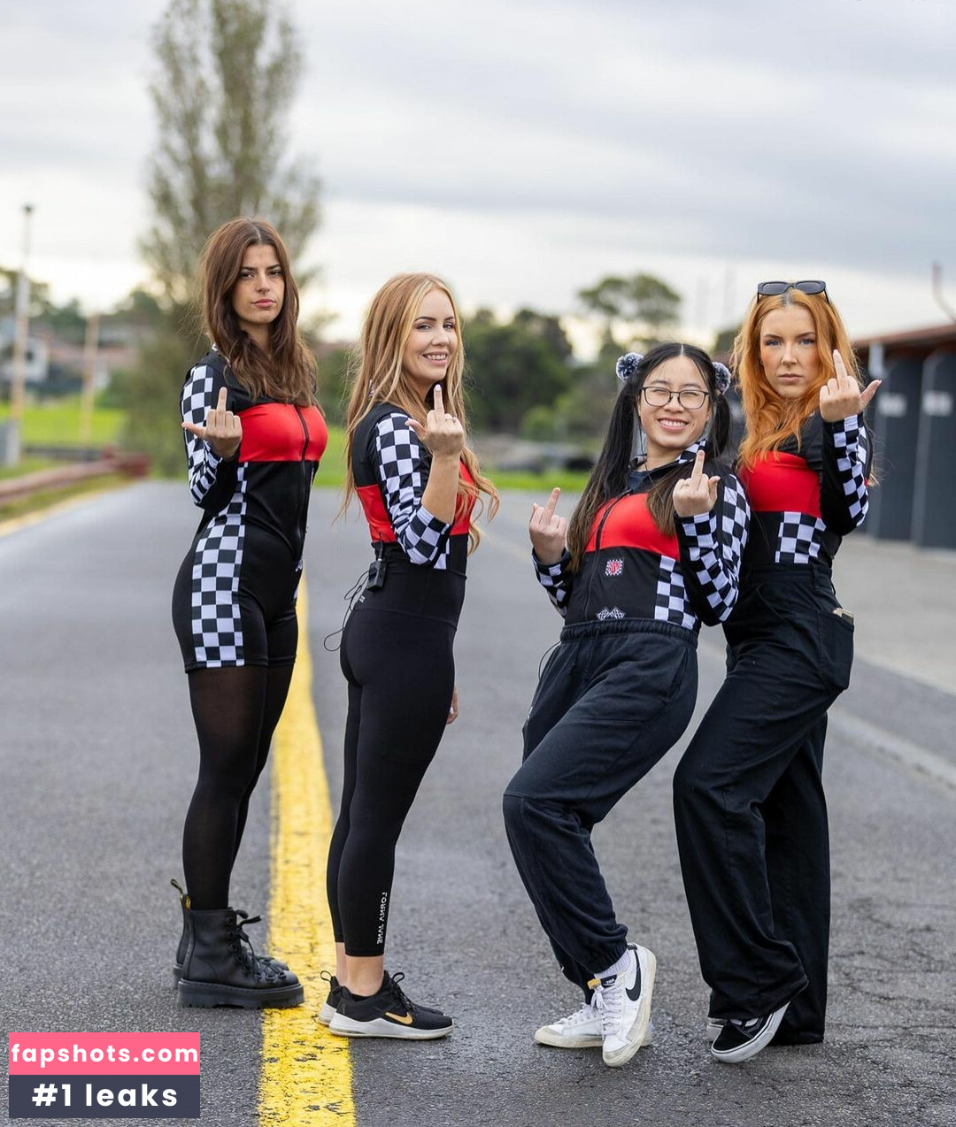 Develique gallery photo #94