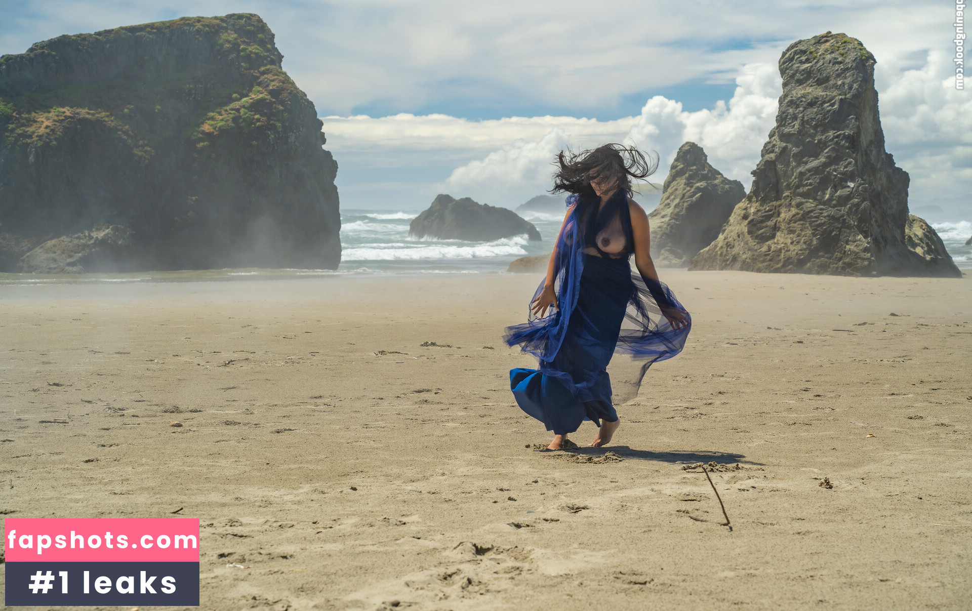 Devi The Model gallery photo #21