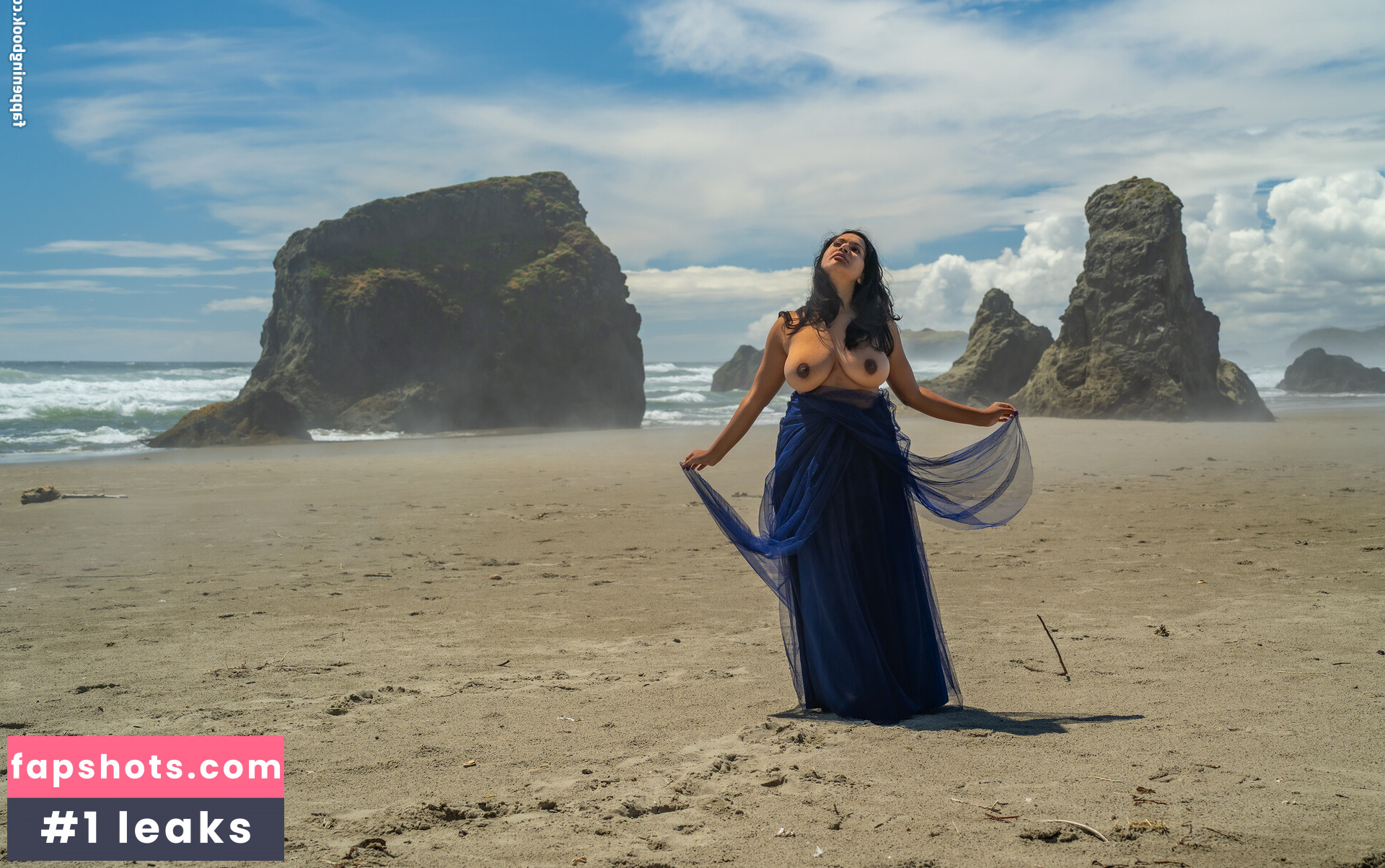 Devi The Model gallery photo #23