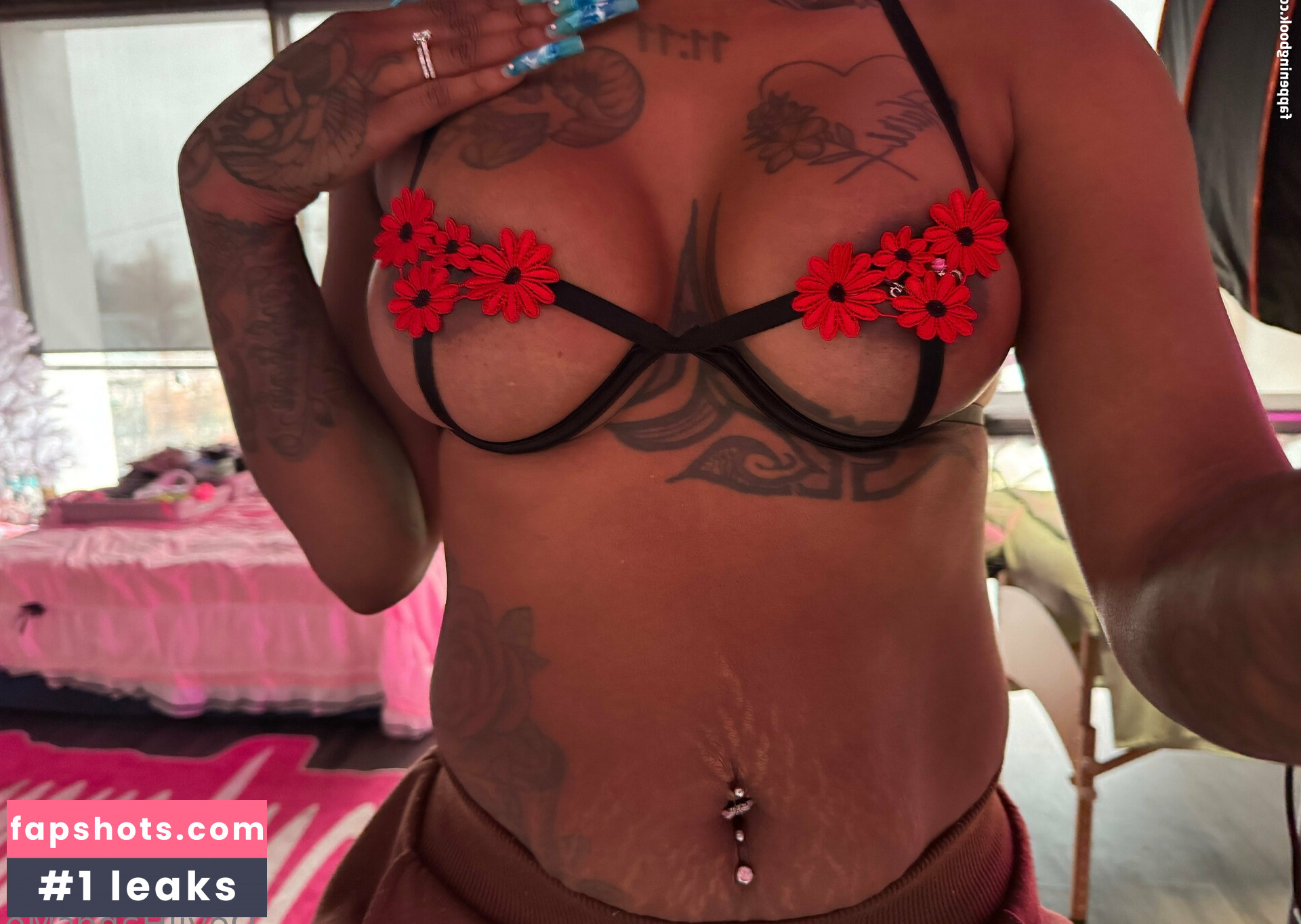 devilhandsmo gallery photo #6