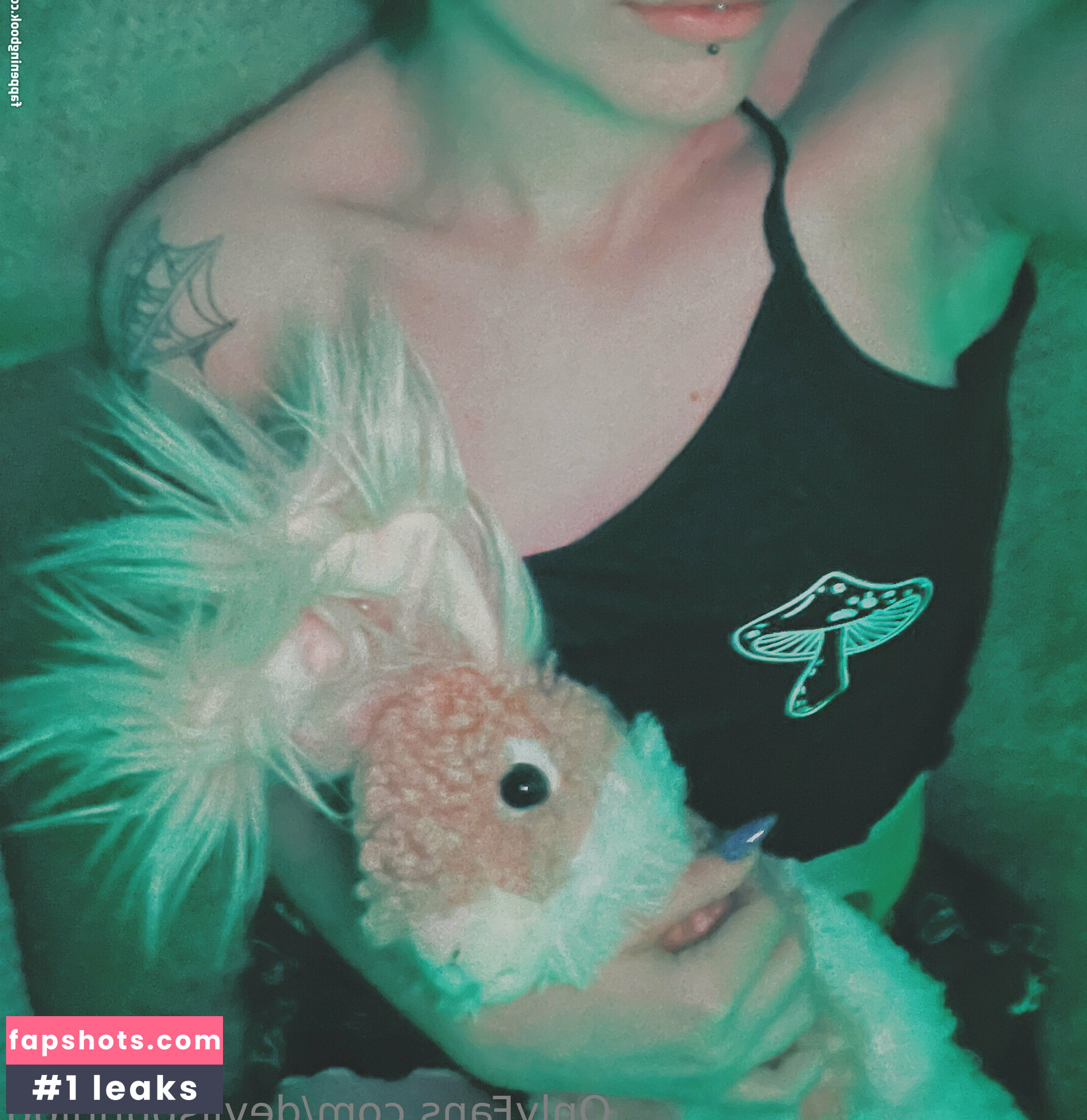 devilsbunni66 gallery photo #36