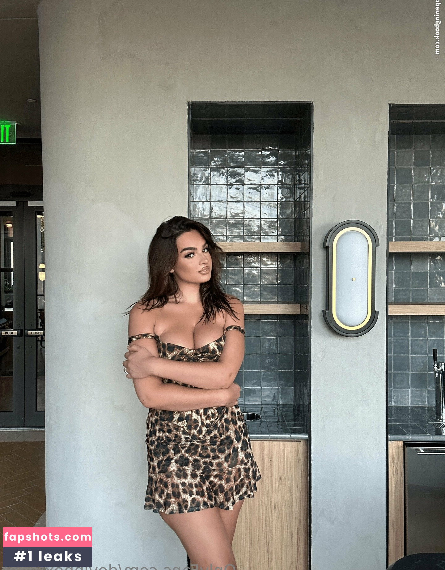 devinnextdoor gallery photo #5