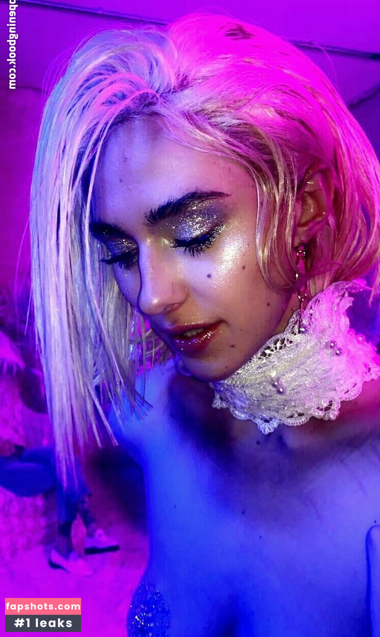 Devon Lee Carlson gallery photo #19