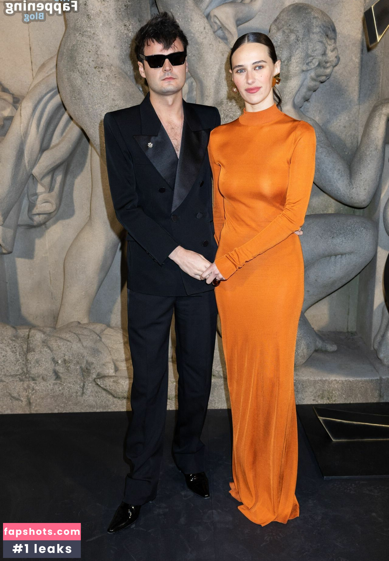 Devon Lee Carlson gallery photo #29