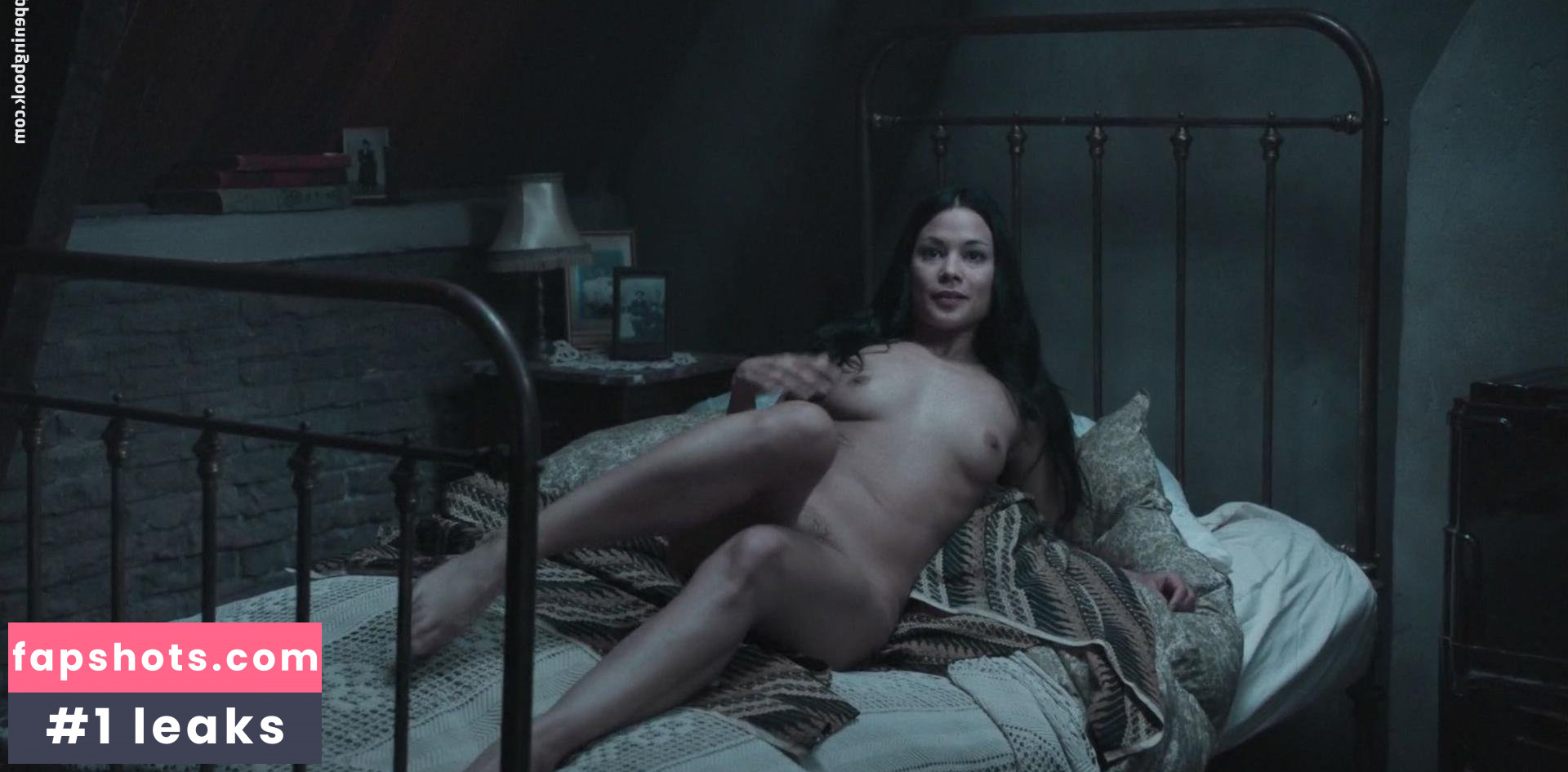 Dewi Reijs gallery photo #3