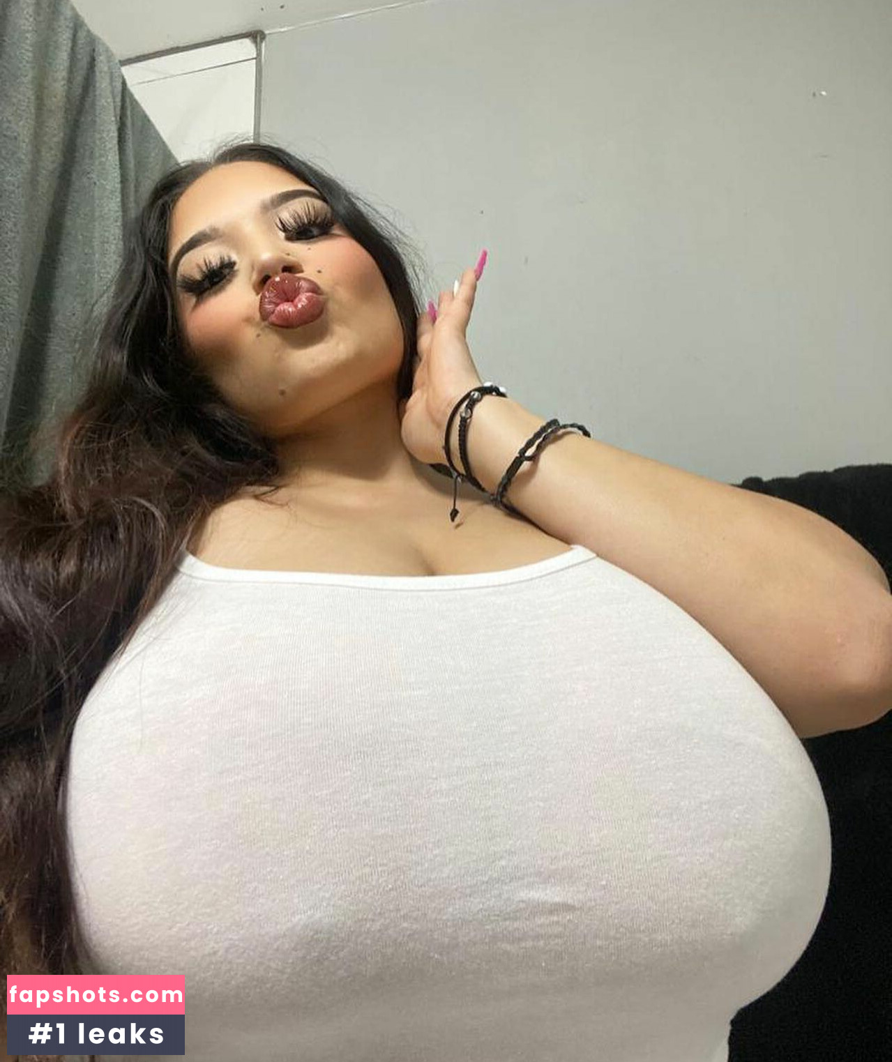 Dezerai Angel gallery photo #7