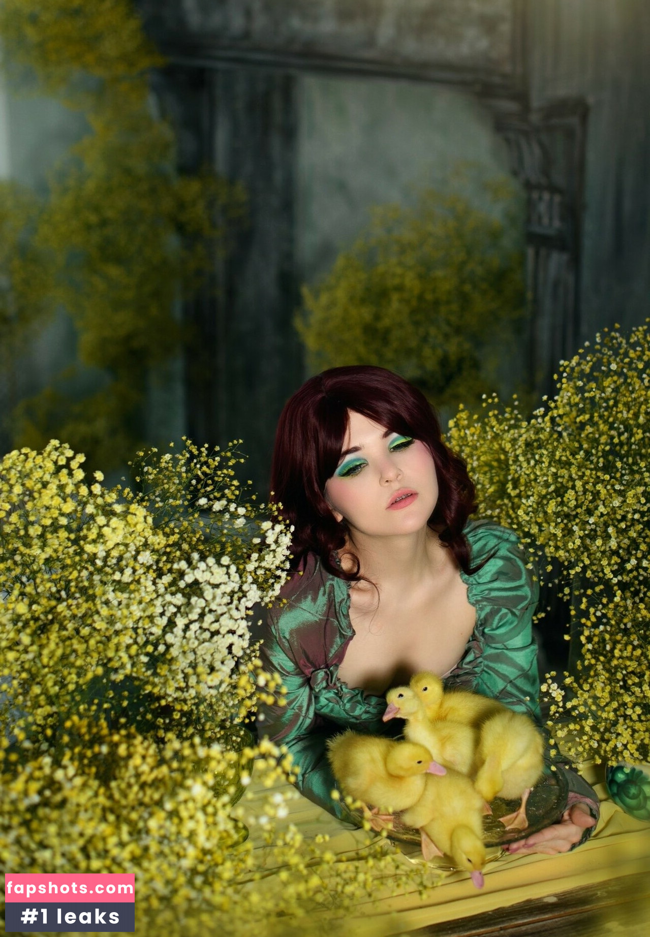 Di Simon gallery photo #3