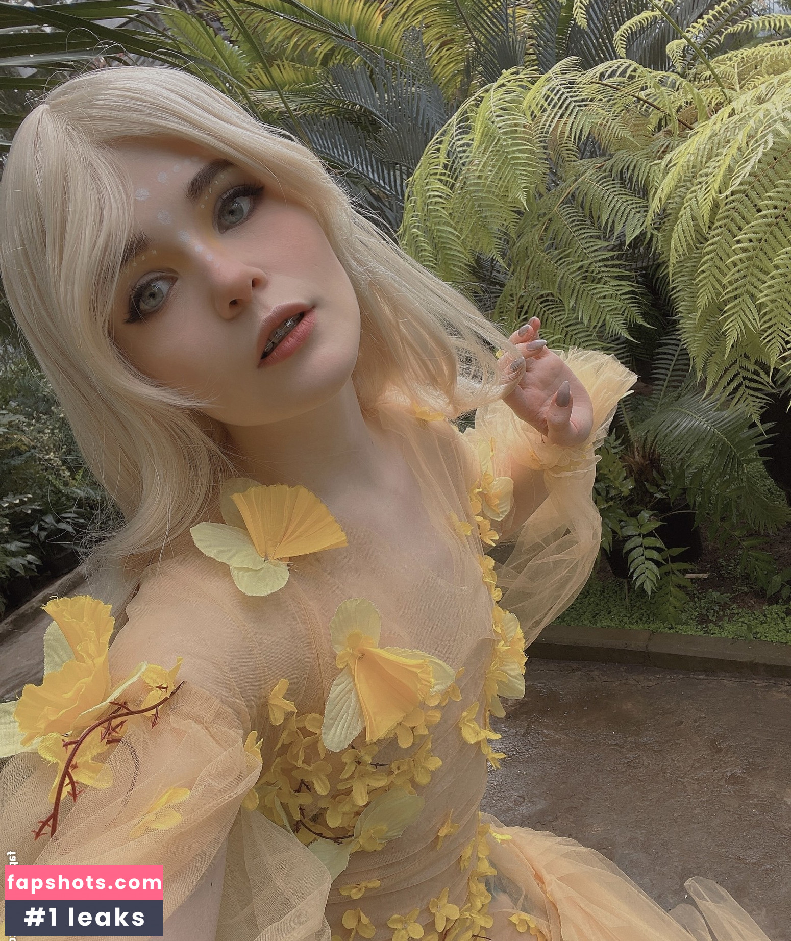 Di Simon gallery photo #21