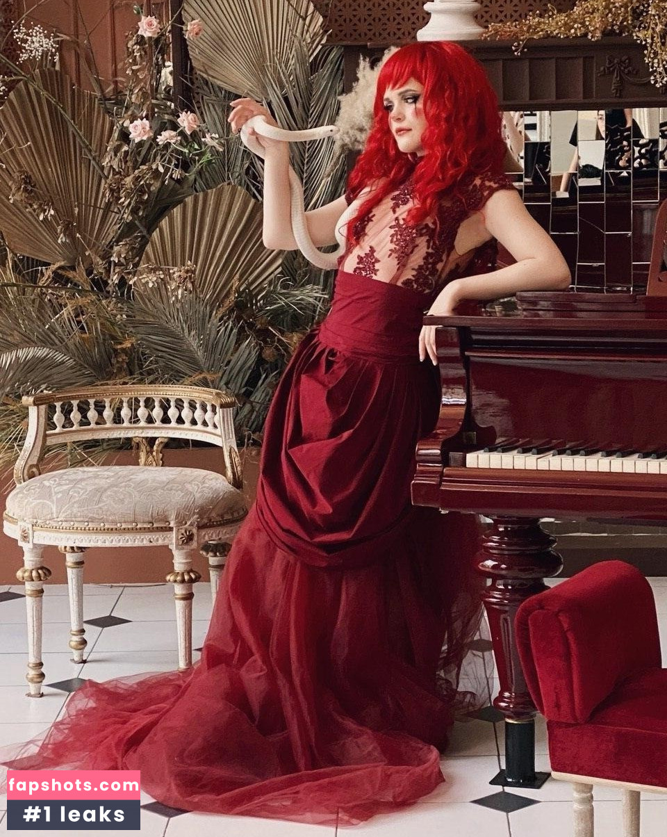 Di Simon gallery photo #36