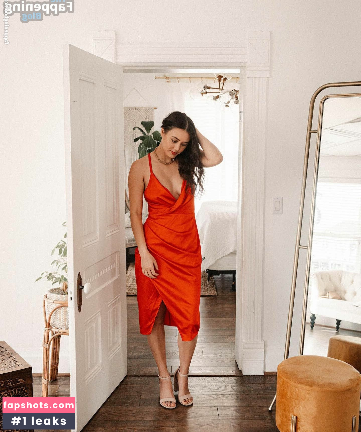 Dia Frampton gallery photo #11