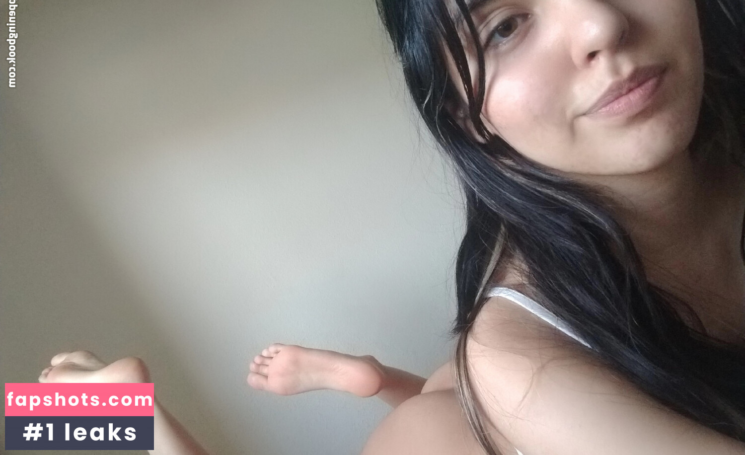 Diaflos nude babe gallery