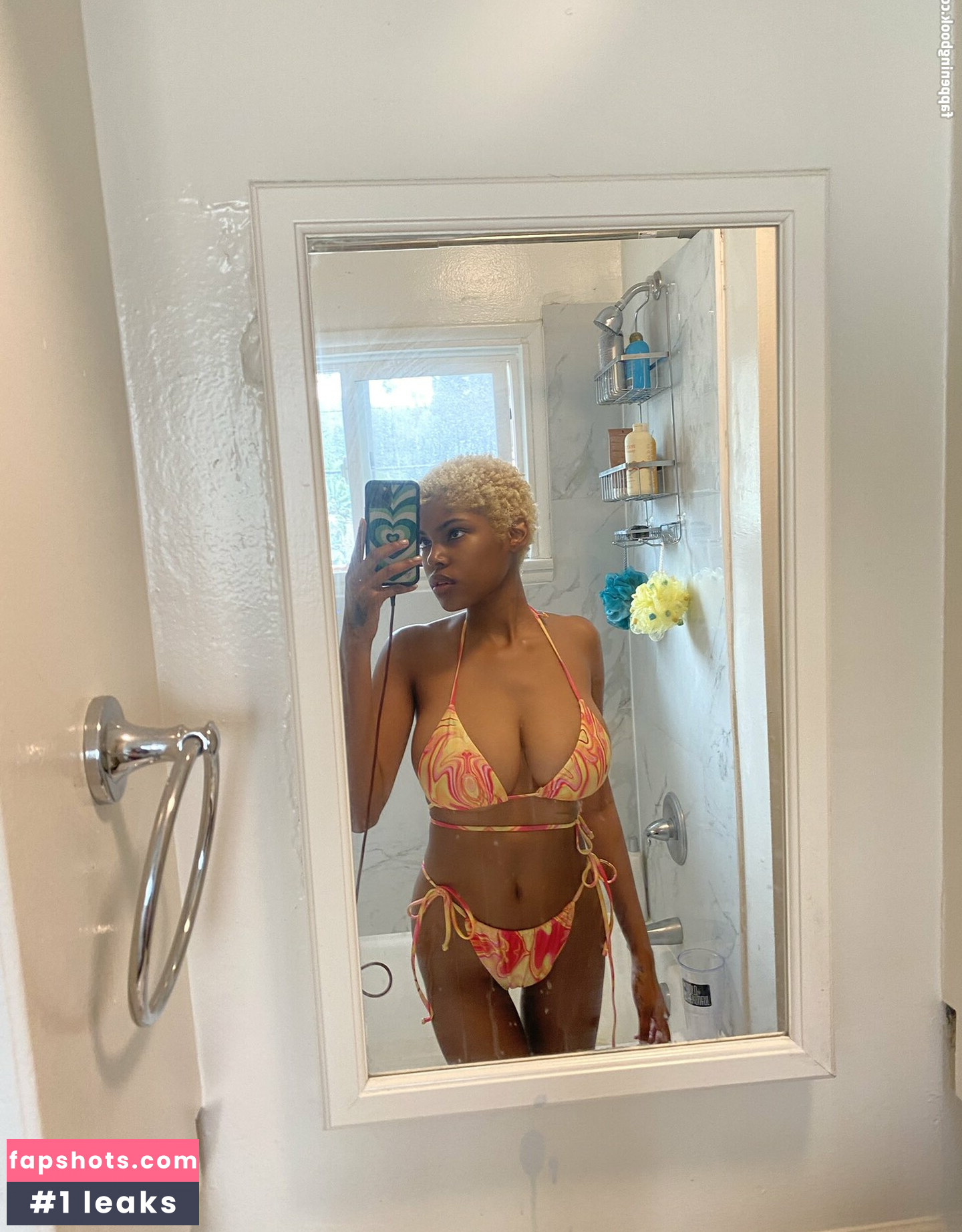 Diamond White gallery photo #15