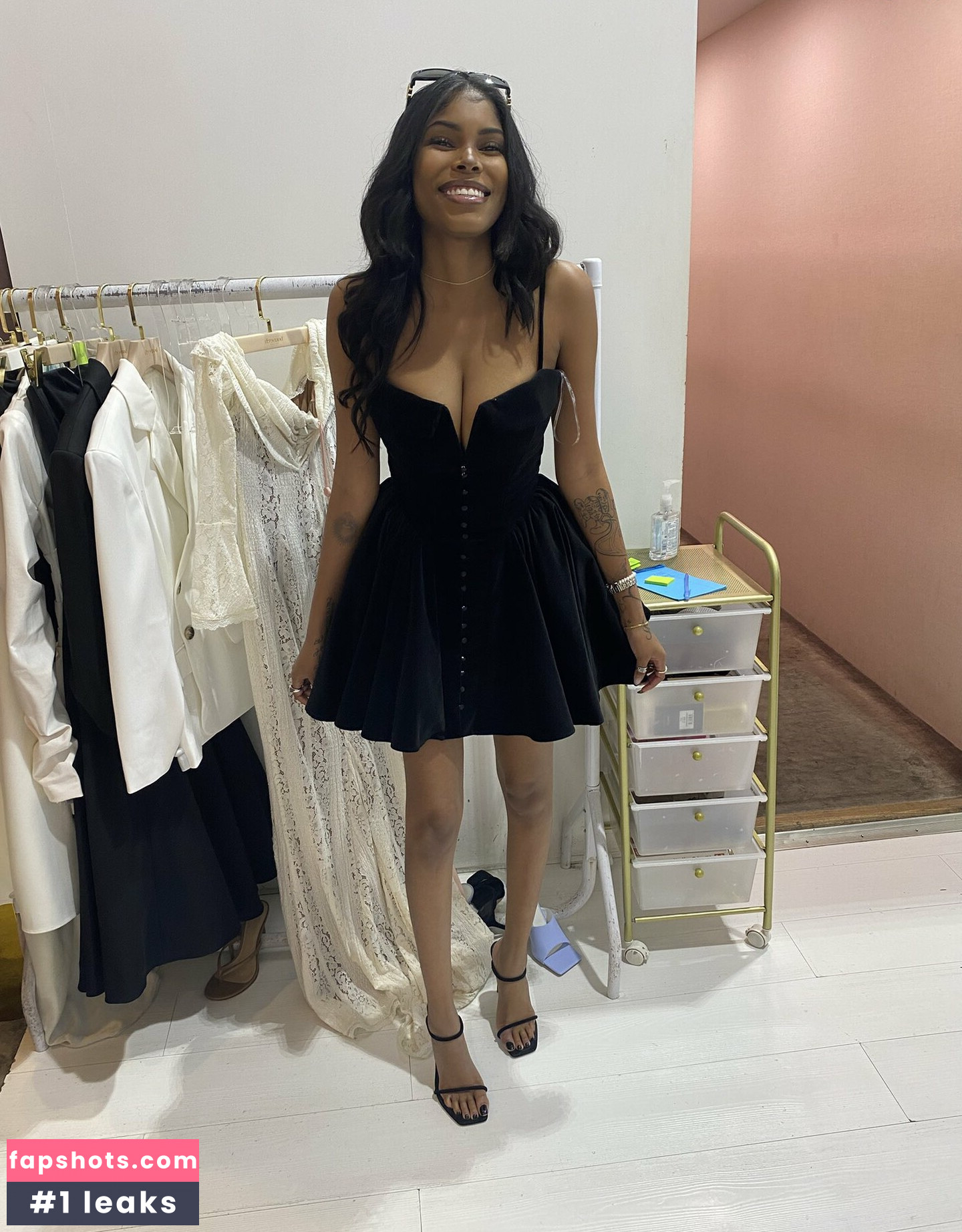 Diamond White gallery photo #18