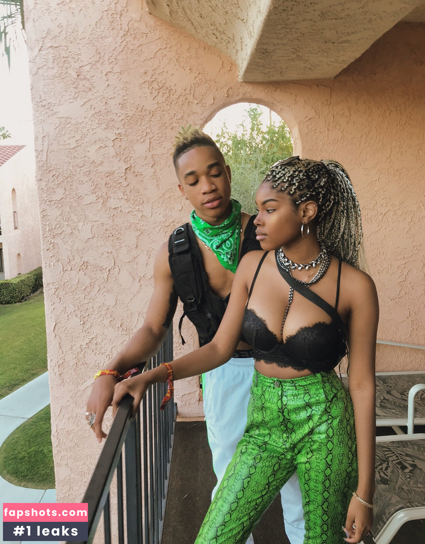 Diamond White gallery photo #10