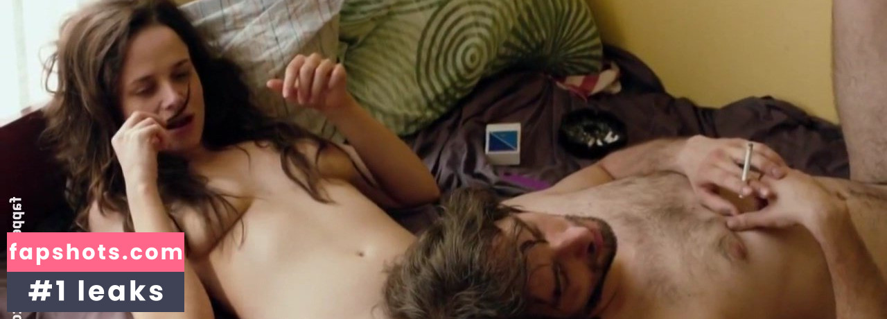 Diana Cavallioti gallery photo #2