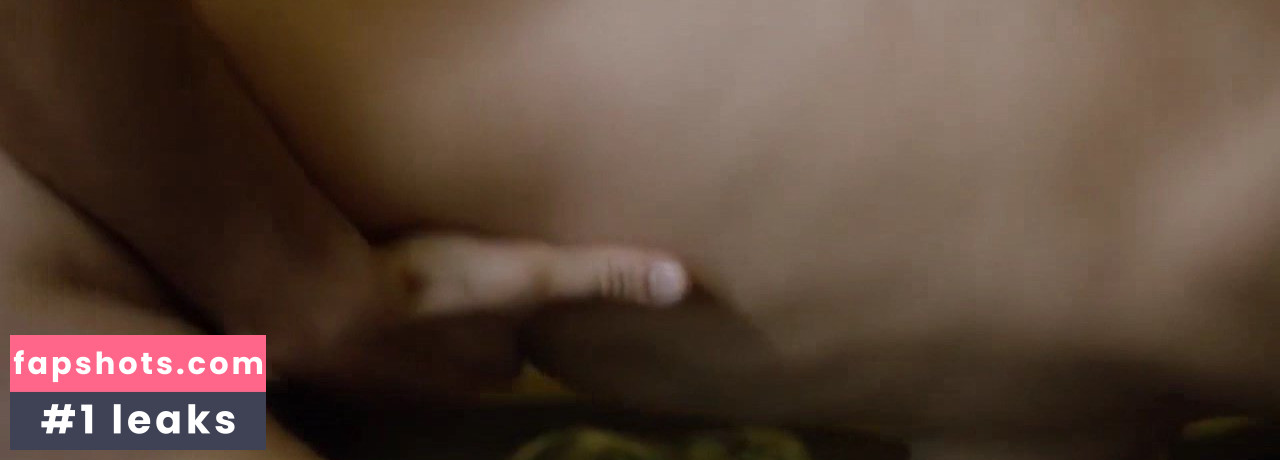 Diana Cavallioti gallery photo #4