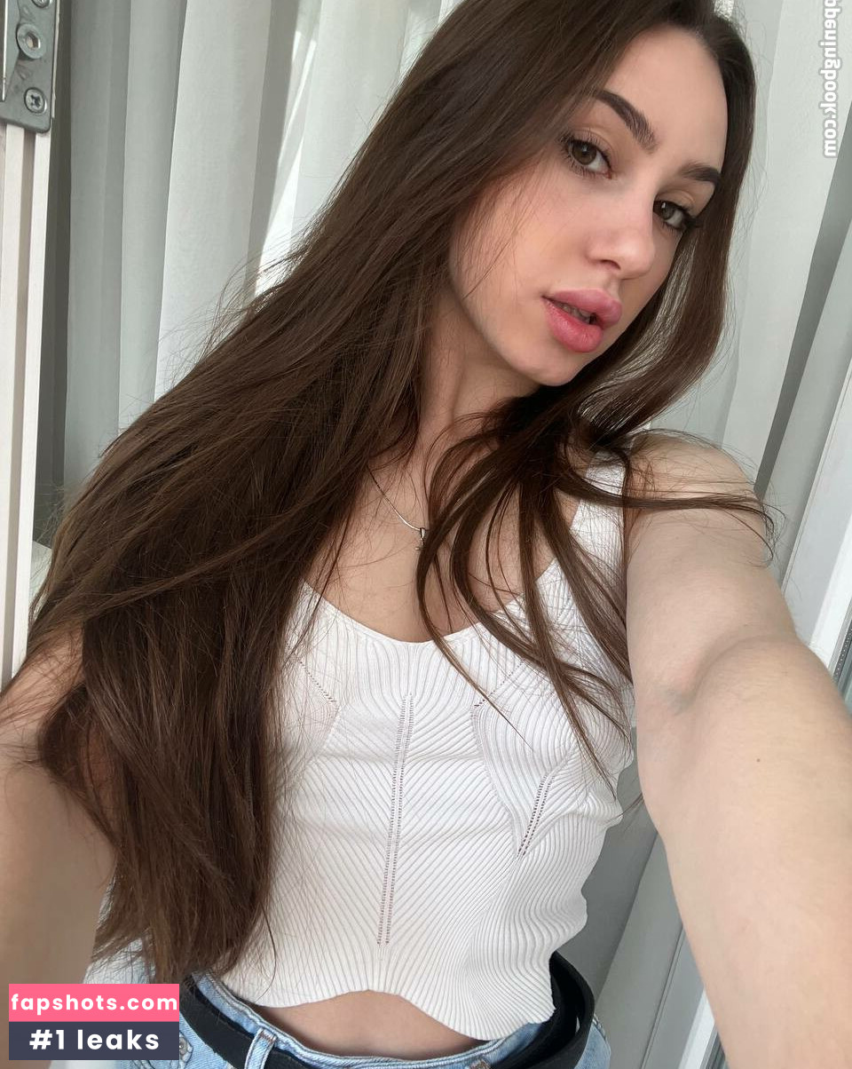 diana_foxley gallery photo #2