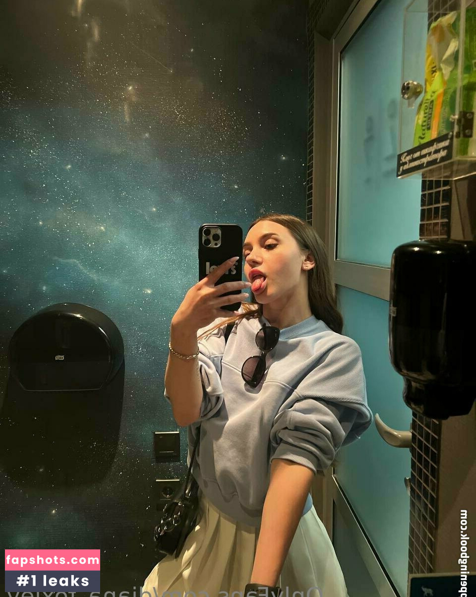 diana_foxley gallery photo #46