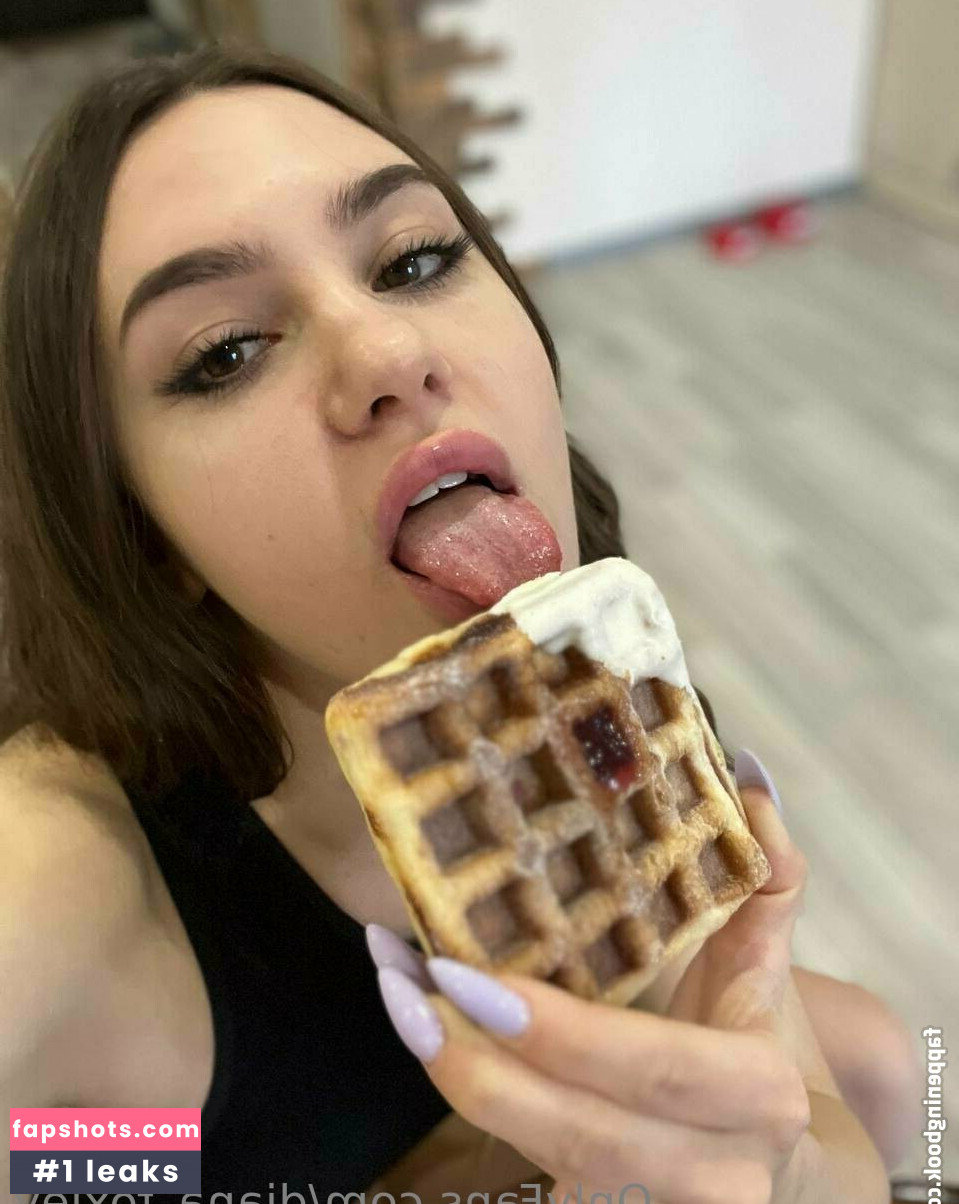 diana_foxley gallery photo #47