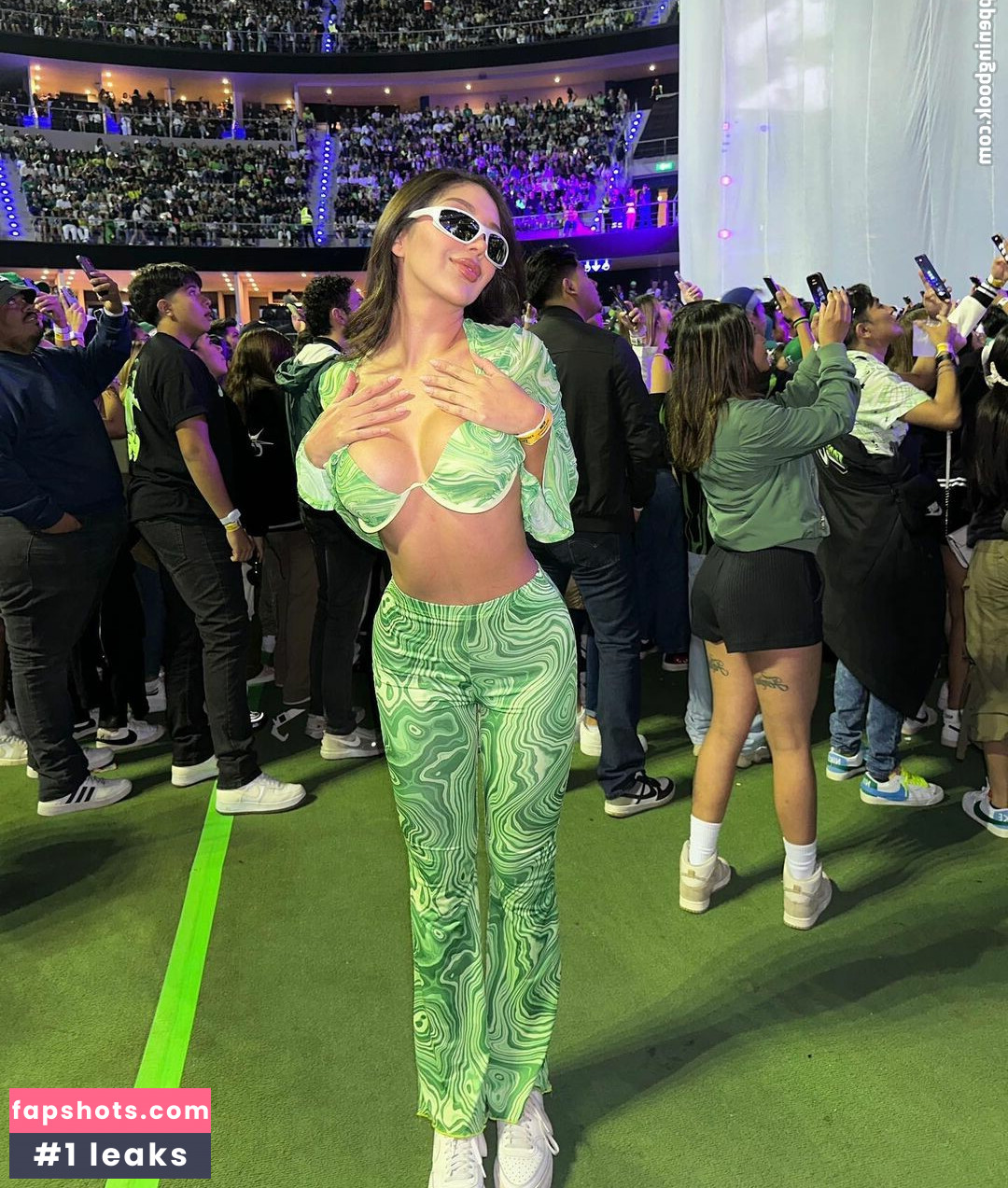 Diana García gallery photo #12