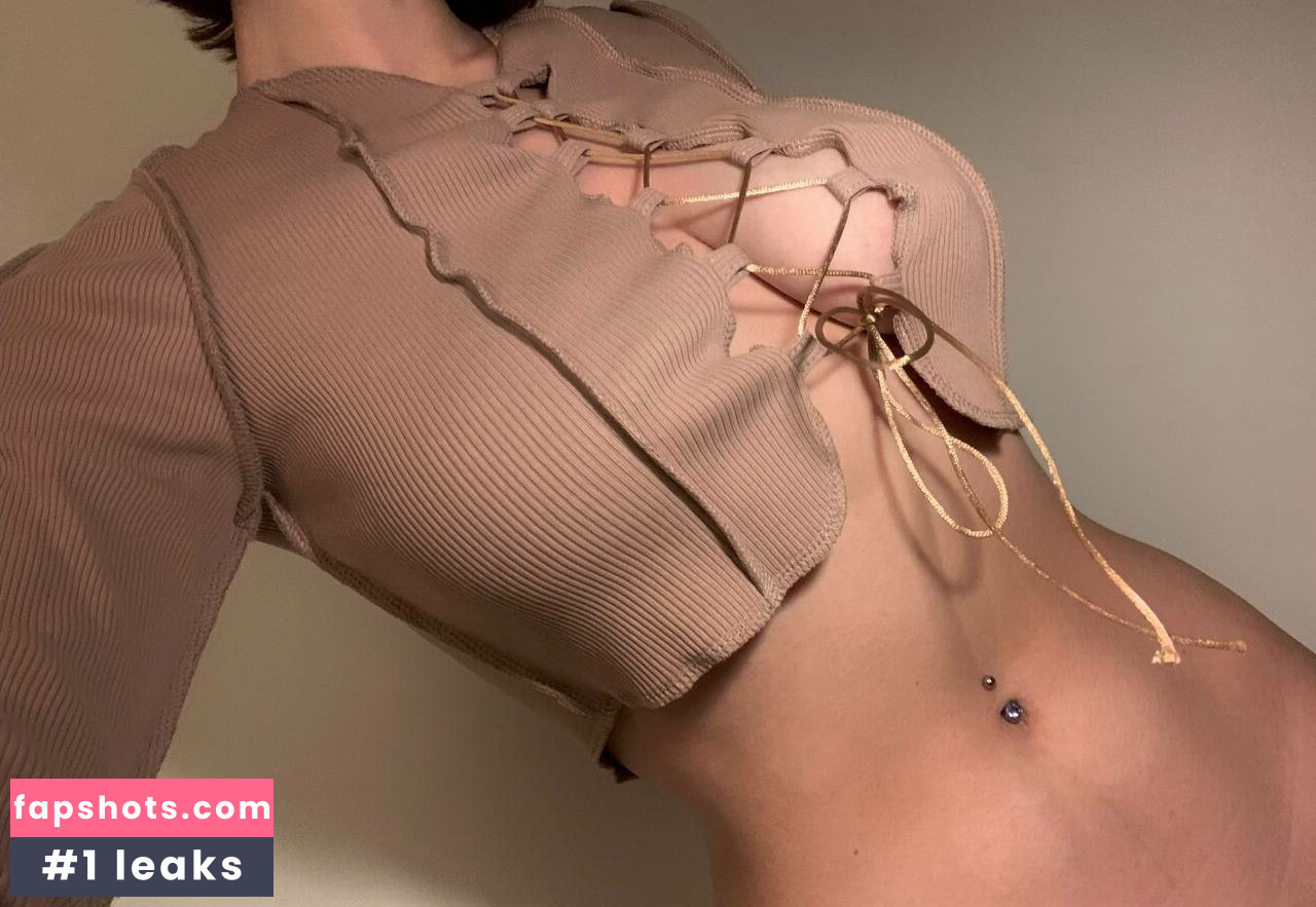 Diana Koss gallery photo #31