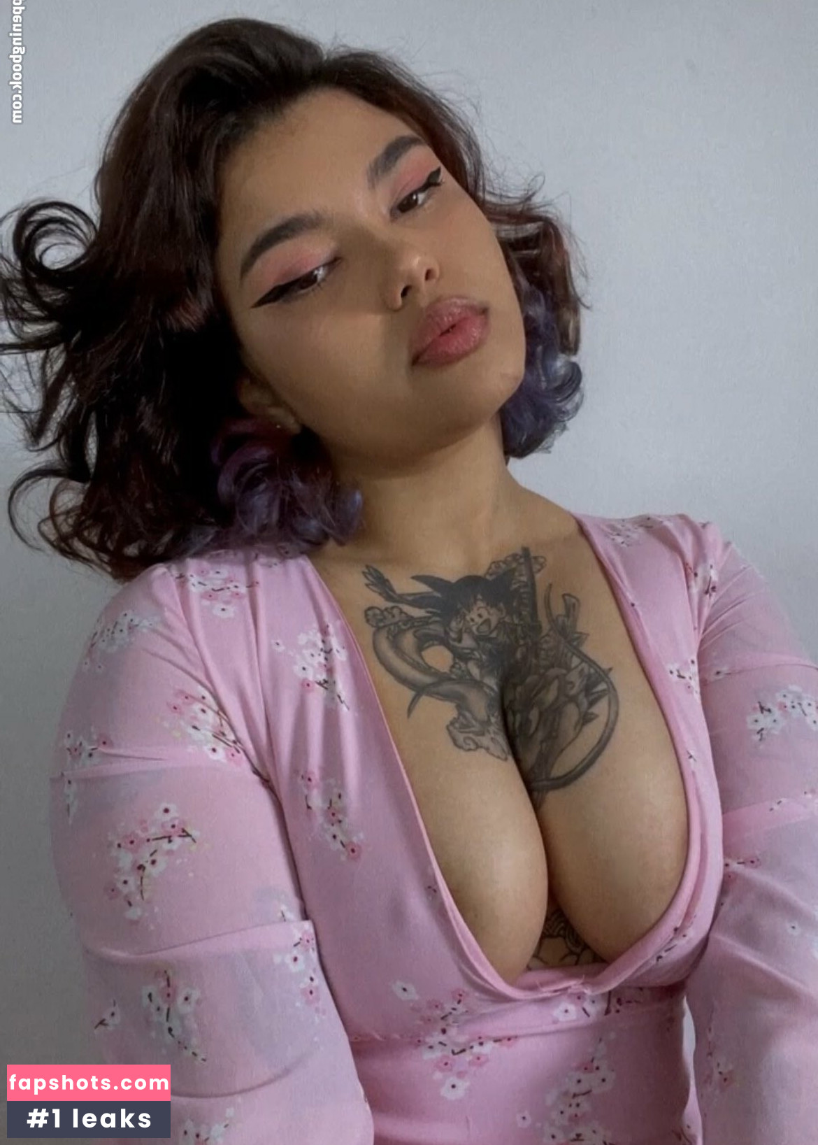 Diana Koyuncu gallery photo #5