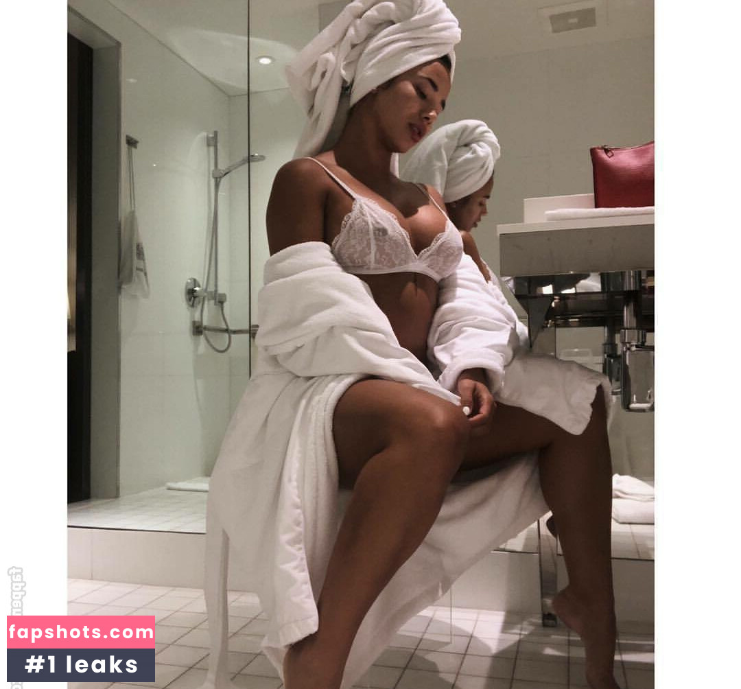 Diana Levy gallery photo #31