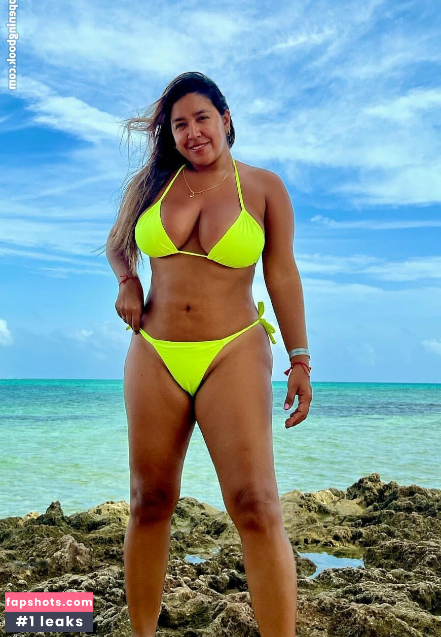 Diana Ospina gallery photo #14