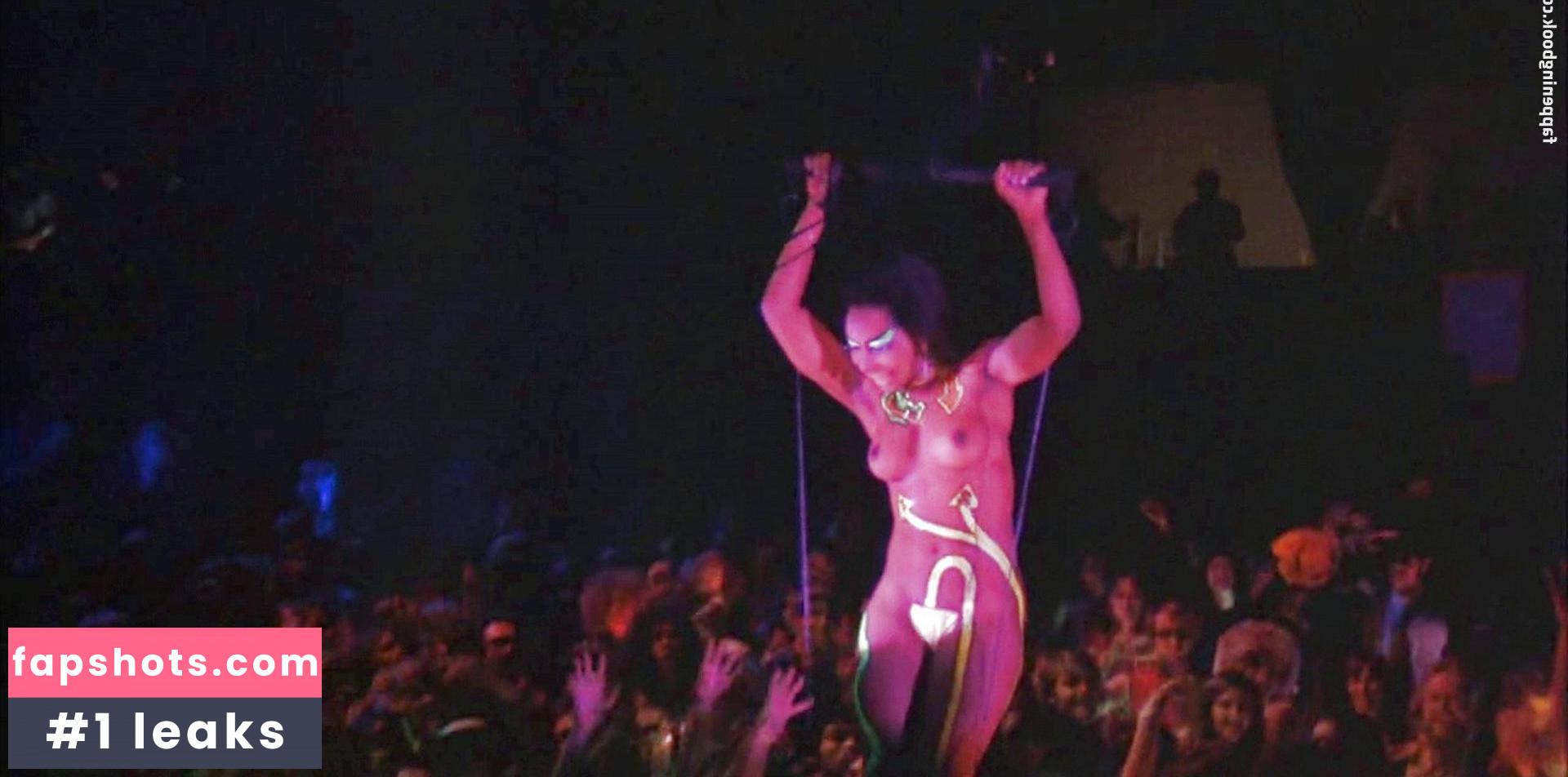 Diana Rose gallery photo #6