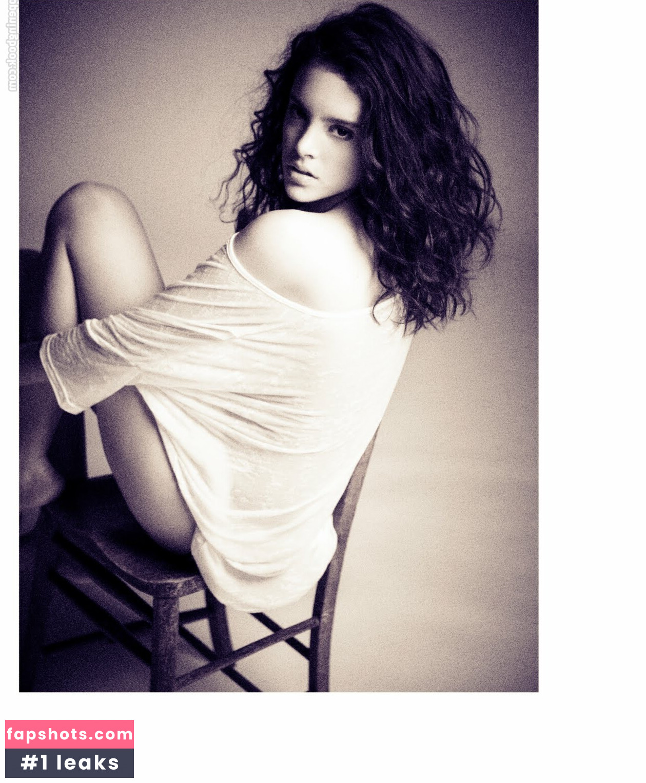 Diana Sar gallery photo #4