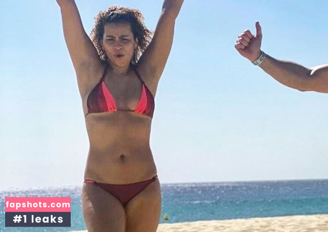 Diana Schneider gallery photo #12