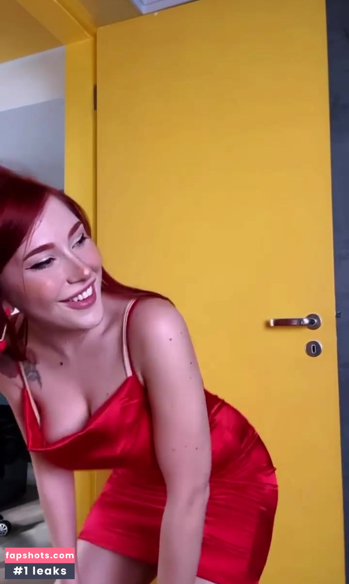 Diana Zambrozuski gallery photo #42