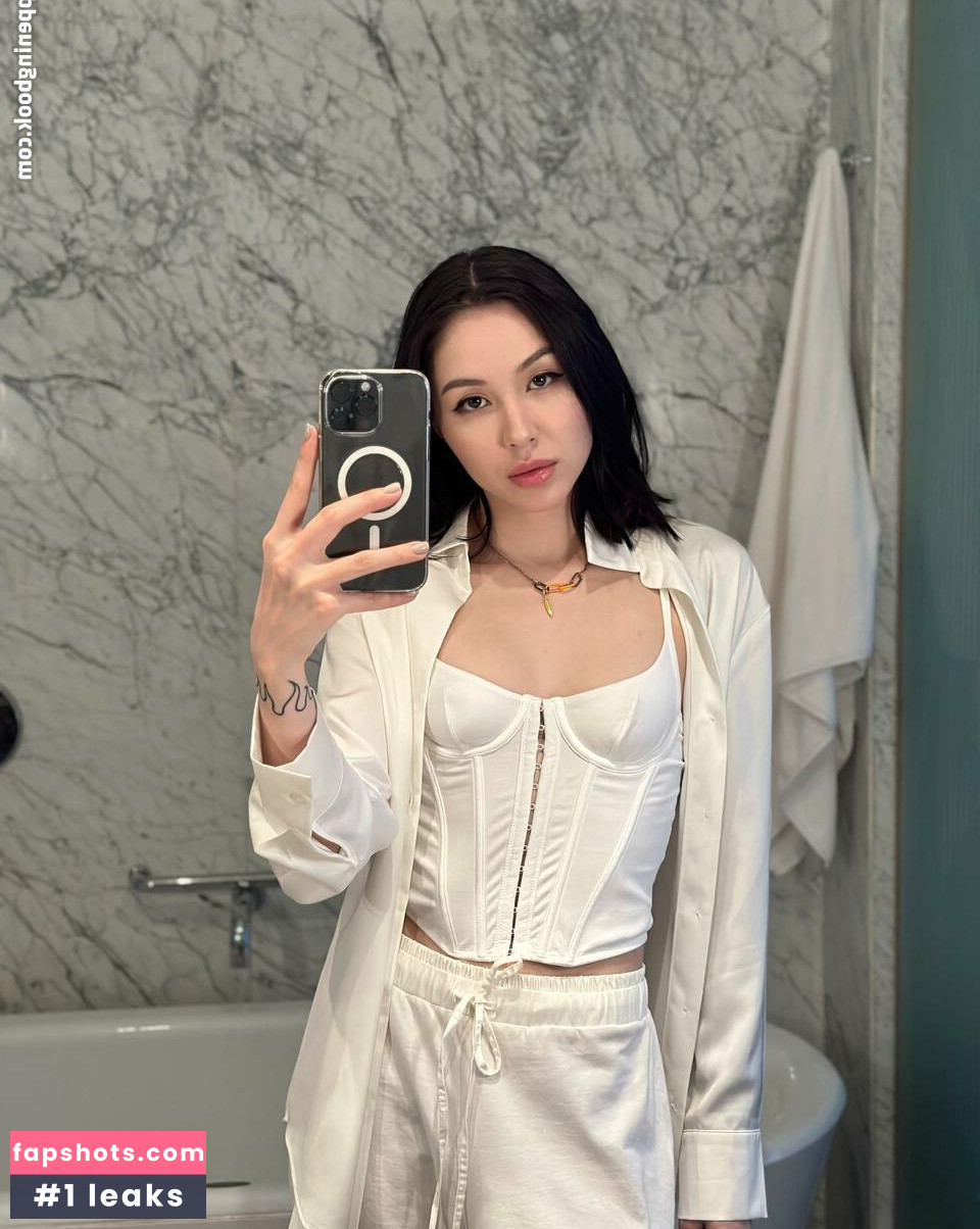 DianaRice nude babe gallery