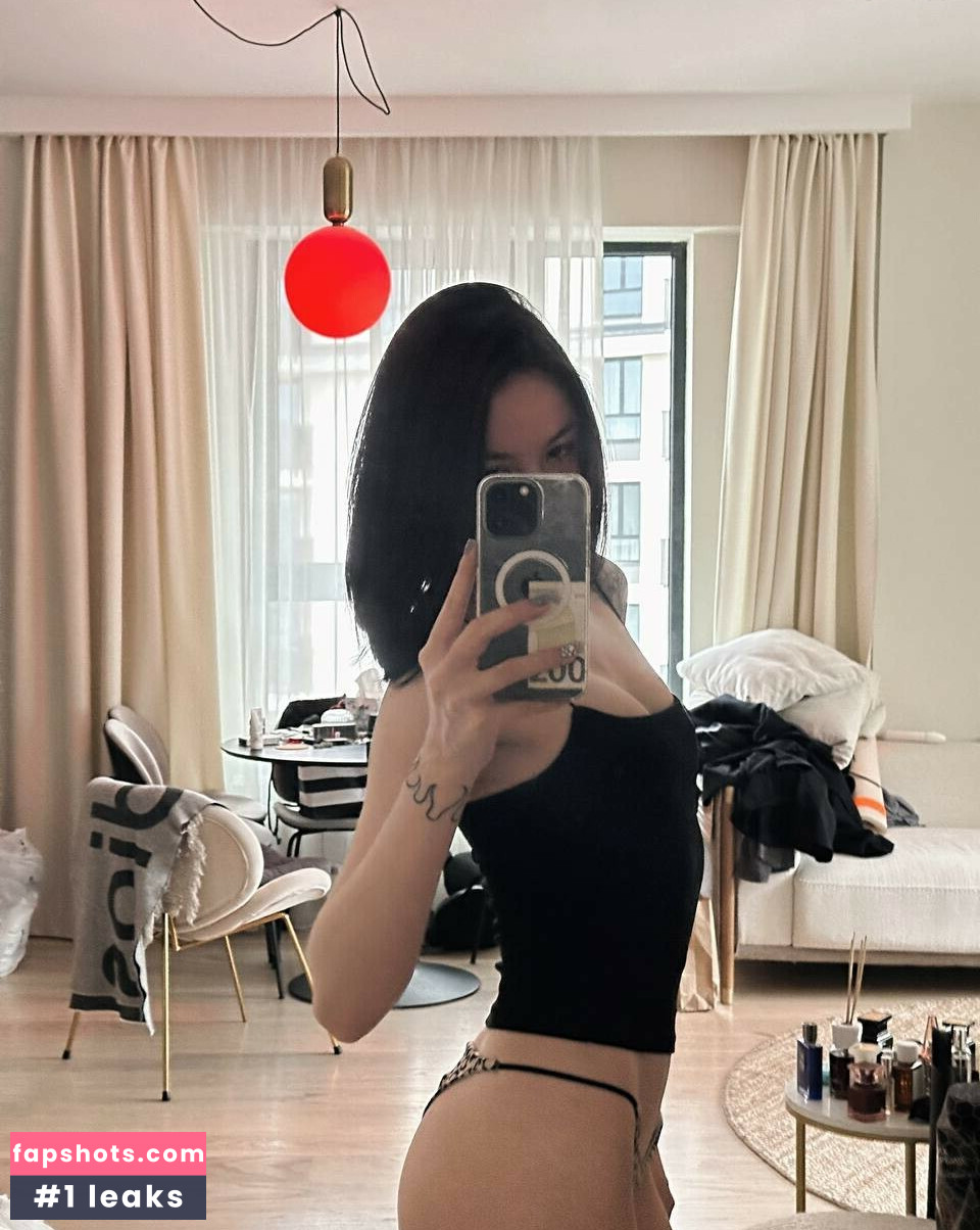 DianaRice gallery photo #20